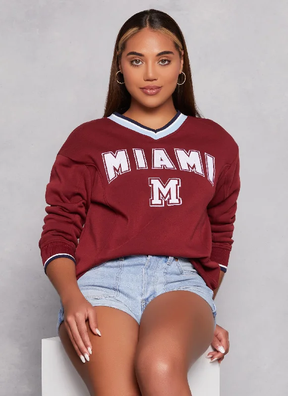 City Graphic V Neck Pullover Sweatshirt